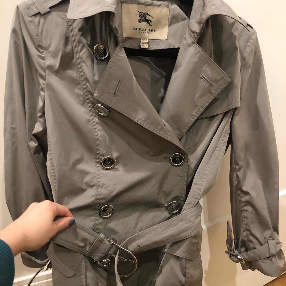 Burberry rain/trench coat size 8